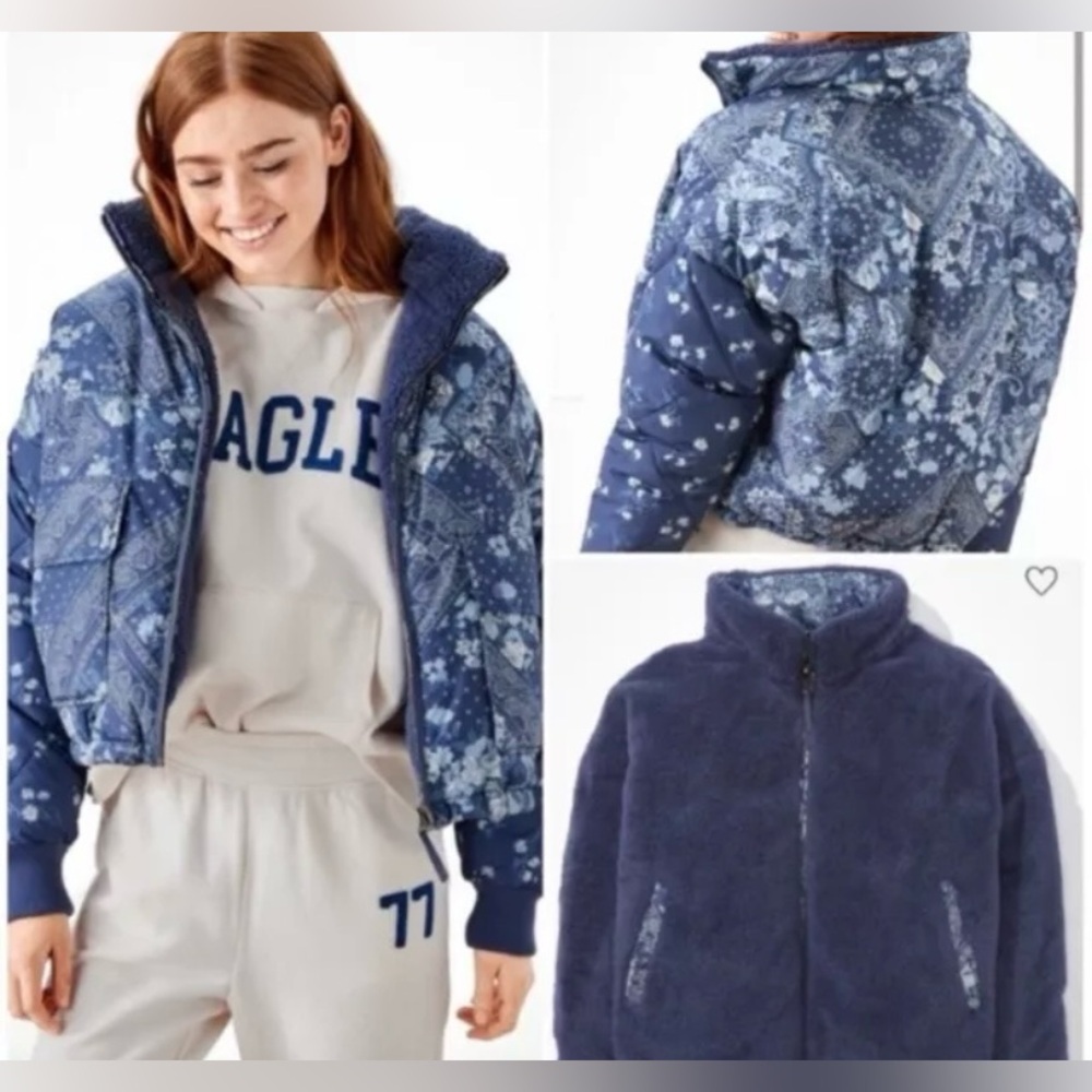 AEO American Eagle Chill Blue Paisley Floral Reversible Puffer Jacket Size XS S